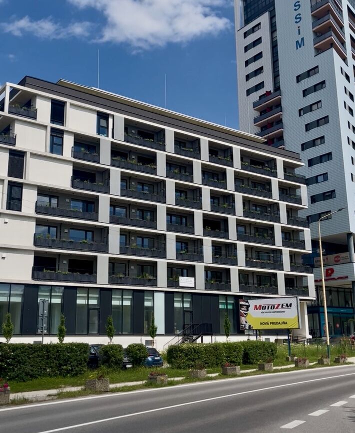 Sociálna poisťovňa sa v blízkej budúcnosti presťahuje do modernejších priestorov do budovy vedľa klientského centra na Vlčincoch.