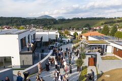 Žilinský „Aspen“ mal svoju premiéru: Nechýbali zvučné mená, luxus, technológie a unikátne zážitky