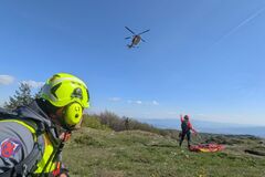 Turistku pod Kľakom zachraňoval vrtuľník, skončila v žilinskej nemocnici