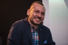 OSLAVUJEME NARODENINY - Juraj Vnuk: Rakovina ma snáď urobila lepším človekom. Svoje talenty musím spoločnosti vrátiť