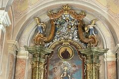 Zlatý klinec na úvod: Na strechu Sirotára osadili monumentálne slnko
