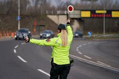 Počas horúčav policajti z ciest nezmiznú: Pozrite si rozpis hliadok na nový týždeň