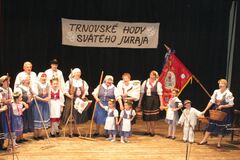 V Trnovom sa hodovalo