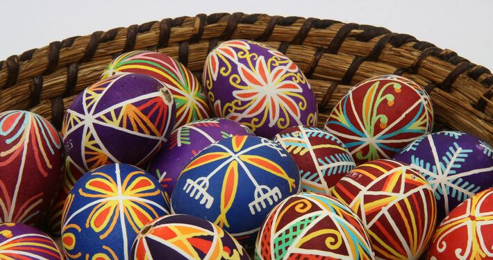 Na Veľkonočnú nedeľu sa obradne jedlo vajíčko, aby rodiny zostali súdržné