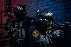 VEĽKÁ PROTIDROGOVÁ AKCIA PRI MARTINE: Polícia zasahuje od skorého rána!