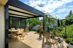 Pergola vyťaží z vašej záhrady maximum zážitkov