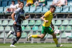 Futbalisti Žiliny s dvoma prehrami s Karvinou