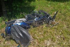 Motocyklista utrpel vážne zranenia po nehode v Žiline