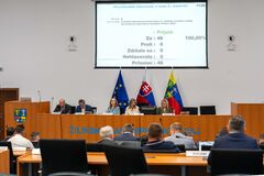 Krajské zastupiteľstvo schválilo úpravu rozpočtu aj nové projekty za milióny eur  