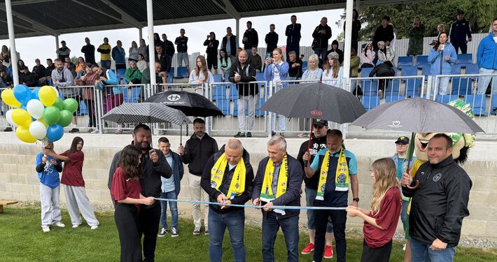 Futbalový turnaj mladých nádejí v Tepličke nad Váhom bavil aj pomáhal