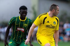 SLOVNAFT CUP - Po futbalovom sviatku v Divine Žilina jasne postupuje