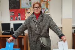 Zaujímavosti zo spojených volieb: Belousovovú volili tisíce ľudí aj po odstúpení, účasť v kraji bola najvyššia na Slovensku 