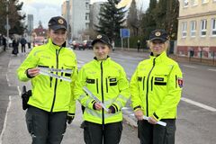 Zvýšenie bezpečnosti chodcov v Žiline: Reflexné prvky a preventívne opatrenia