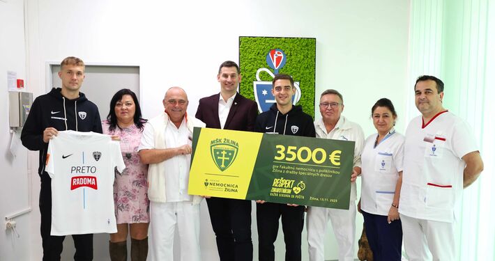 Dražba dresov žilinských futbalistov priniesla výťažok v hodnote 3 500 eur