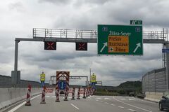 Tunel Považský Chlmec čaká séria uzávierok. Doprava sa presmeruje cez Žilinu