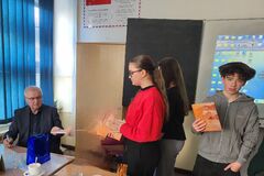 Spisovateľ Ján Moravec opäť na pôde ZŠ Brodňanská