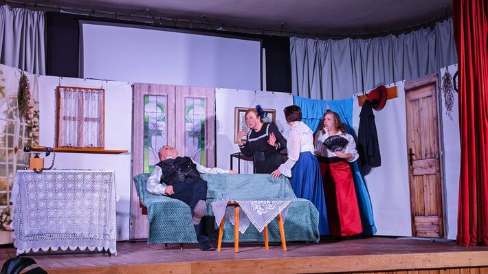 Z hry Manžel pod papučou. 