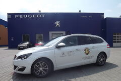 PEUGEOT 308 SW - Auto roka 2014 v kombi verzii