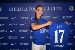 Mladý futbalový talent s koreňmi v Žiline mieri medzi elitu. Nelly Las podpísala zmluvu s Chelsea 