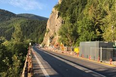 Dobrá správa pre vodičov: Cestu pod Strečnom ani tento víkend neuzavrú