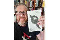 Knižný tip - Recenzia od Luboša Mišíka Pavľuk Illarion: Vidim, že vás láka tma 