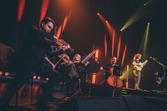 Koncert ako zážitok: Gitarista Dávid Bílek na turné plné filmovej hudby, rocku aj folklóru!