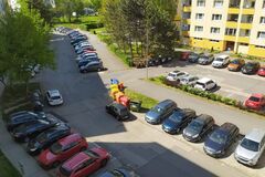 Mesto hodnotí prvé výsledky regulácie parkovania na Solinkách