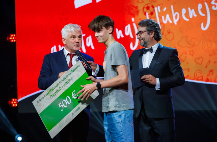 Ocenenie za najlepší príbeh o učiteľovi získal Mirko Sabo zo ZŠ na Ul. Sv. Gorazda