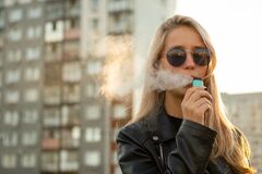 Prieskum: Slováci čoraz viac vnímajú bezdymové alternatívy ako ohľaduplnejšie riešenie