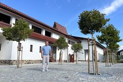 Nededza sa rozrastá. Pribudnú nové pozemky aj zastávky