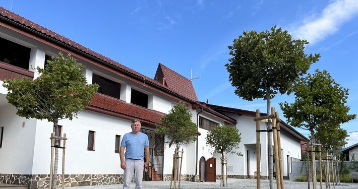 Nededza sa rozrastá. Pribudnú nové pozemky aj zastávky