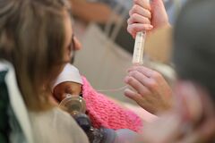 17. november je aj Svetový deň predčasne narodených detí. OZ Malíček ocenilo osobnosti, ktoré sa im venujú