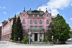 Univerzita opäť ponúka historickú budovu v centre Žiliny na predaj