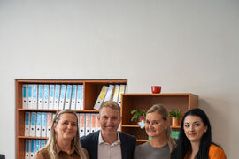 Za mesiac zarobia toľko, koľko Jurinovej dohodári kraja za tri dni – fotogaléria