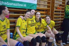 Hádzanárske dorastenky bilancujú úspešnú sezónu: V každom tíme sme cítili túžbu po víťazstvách