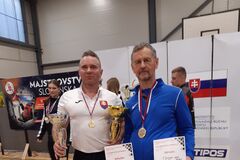  Aj tretie zlato z majstrovstiev Slovenska v tlaku na lavičke putovalo do Žiliny