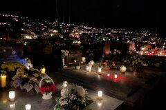 Cintoríny prístupné aj v noci, pribudnú mimoriadne autobusy. Mesto sa pripravuje na Dušičky