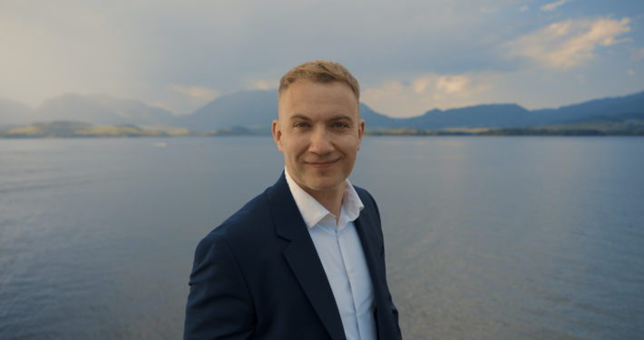 Martin Kapitulík vydal pieseň o Žilinskom kraji: „Tu sme doma, tu sme spolu“