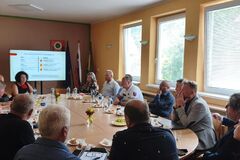 Vo Vadičovskej doline hrozí dopravný kolaps. Obce žiadajú o tranzit cez Kotrčinú Lúčku a Nededzu