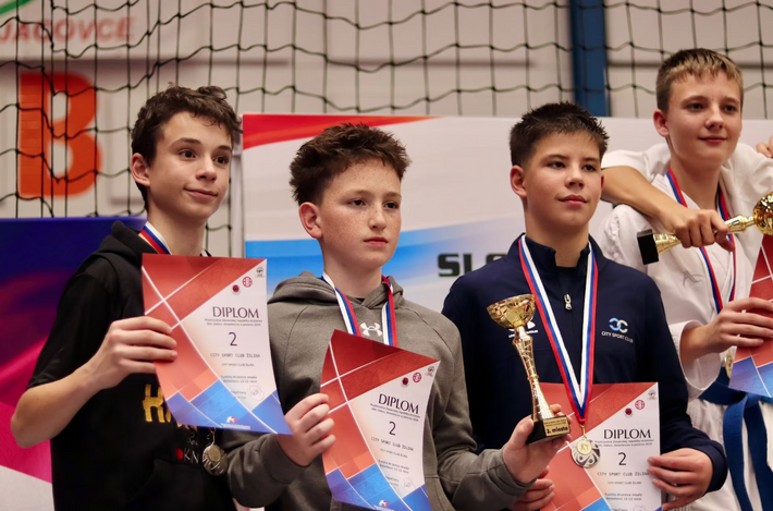 Karatisti U14 sa stali vicemajstrami SR.