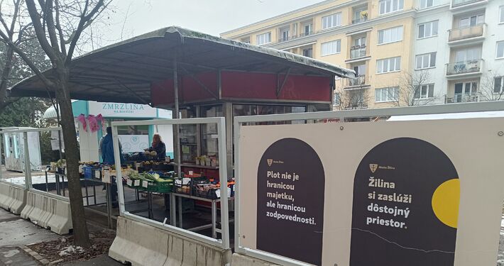 Žilinský Bulvár s oplotením: Spor mesta s majiteľom súkromného pozemku eskaluje 