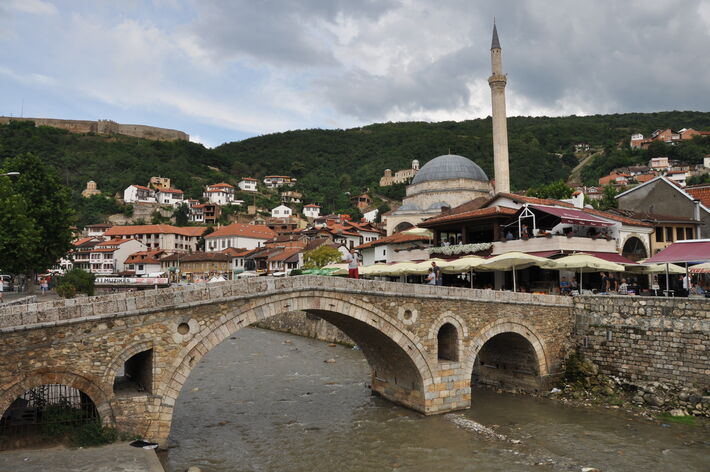 Starý osmanský most je ikonou mesta Prizren. 