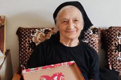 Koľko lásky sa zmestí do krabice od topánok? Vianočná zbierka opäť spája Slovensko