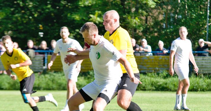 V. LIGA SKUPINA SEVER - Boj o prvé miesto v Belej s desiatimi žltými kartami