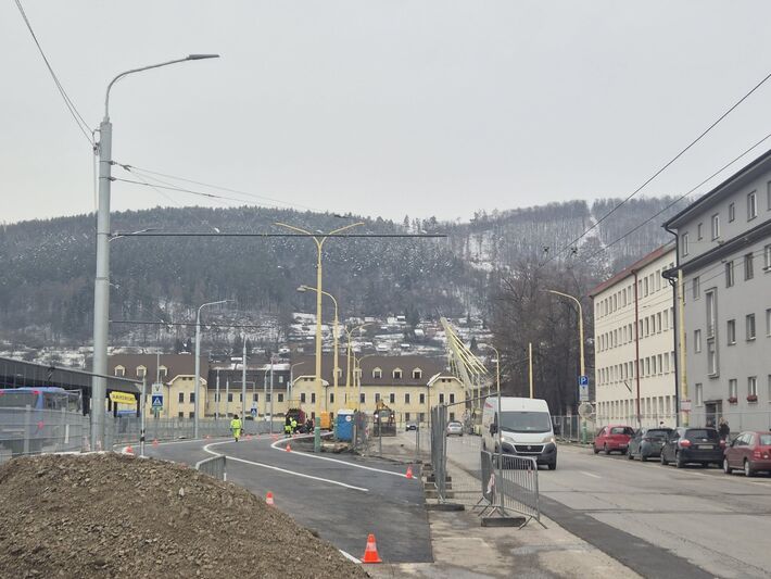 Prekládka cesty bližšie k autobusovej stanici