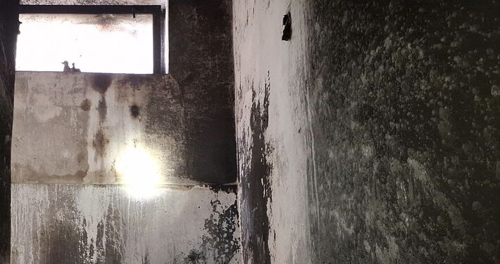 Požiar domu v Bánovej: škoda za desaťtisíce eur