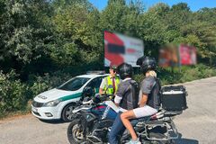Polícia zvyšuje dohľad nad motorkármi. Upozorňuje na najčastejšie riziká