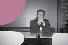 Čitáreň súčasnej literatúry: Strmhlav, sliepňajúc