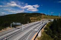 Dopravné obmedzenia v Žilinskom kraji: Tunel v Chlmci sa uzatvára už o pár hodín