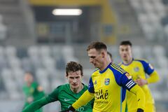 NIKÉ LIGA - Šošoni v Košiciach stratili sľubné dvojgólové vedenie